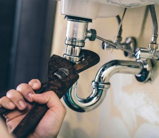 7 Compelling Reasons to Become a Plumber Plumber