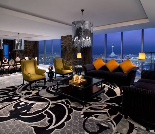 Carpets Services gives you a Perfect Floor look in your home. Carpets Services