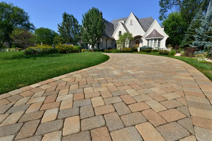 What Is The Ideal Way To Pave A Driveway?