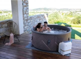 Tips On Using Inflatable Hot Tubs In Extremely Cold Whether Inflatable