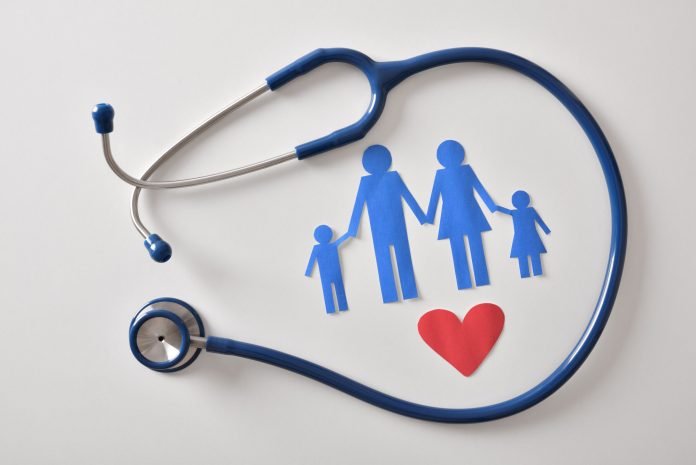 Internal Medicine vs Family Medicine: Critical Differences