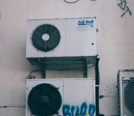 Heating and AC Repair: 5 Reasons to Hire a Professional Company Heating and AC Repair: 5 Reasons to Hire a Professional Company