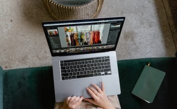 4 Online Clothing Shopping Errors and How to Avoid Them 4 Online Clothing Shopping Errors and How to Avoid Them