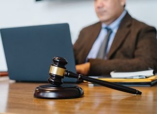 How to Choose a Personal Injury Lawyer