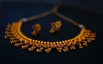 Top 6 Reasons Why You Should Own Gold Necklaces Necklace