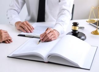 When Should You Hire a Personal Injury Lawyer? Injury Lawyer