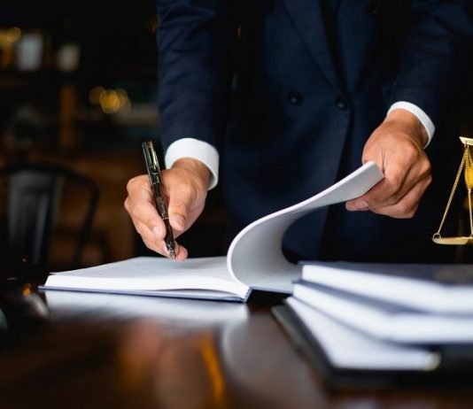 Benefits of Hiring Experienced Lawyers experienced lawyer