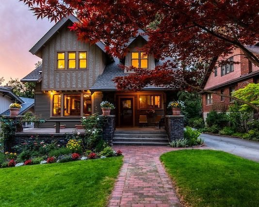 Why Toronto Mortgage Rates Keep Going Up in 2023? Mortgage