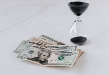 How IT Help Desk Saves Your Business Time and Money Business