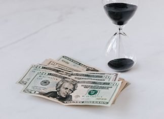 How IT Help Desk Saves Your Business Time and Money Business