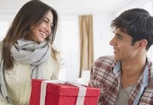 10 Tips To Make Her Fall In Love With You Fall In Love