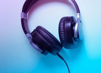 Headphones and our Mood: 10 Ways they Impact Us Headphones