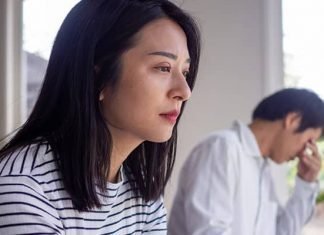 Moving On After Divorce: How to Let Go and Start Over Moving On After Divorce