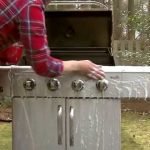 How to Clean the Ignitor on Your Gas Grill