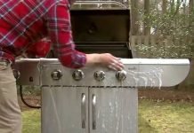 How to Clean the Ignitor on Your Gas Grill How to Clean the Ignitor on Your Gas Grill