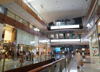 Go on a Shopping Spree with these Places to Shop in Mumbai Shop in Mumbai