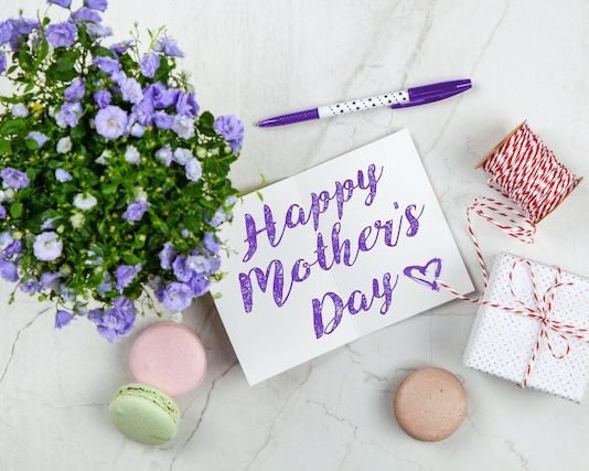 The Ultimate Guide to Finding the Perfect Mother’s Day Gift Mother's Day Gift