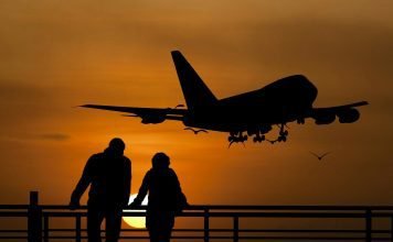 What Job Roles Would Allow Me to Travel? Travel with Professional Growth