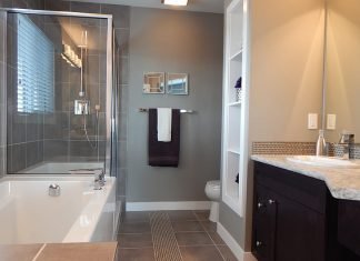 5 Glass Shower Enclosures that Elevate Bathroom Aesthetics Glass Shower Enclosures