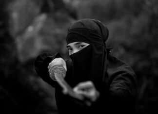 Creating a Unique Themed Character for DND