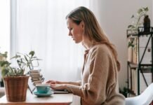 4 Best Furniture Pieces for Remote Workers