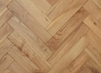 Solid Wood Flooring vs Engineered Wood Flooring
