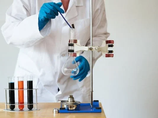 From Confusion to Clarity: How Chemistry Tutors Can Transform Your Understanding Chemistry Tutors