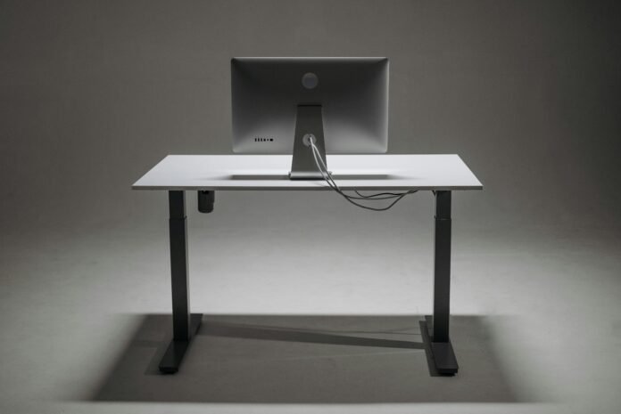 The Best Standing Desk for Easy Organization Standing Desk