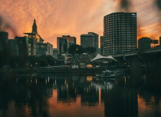 From Moving Boxes to Family Time: Building a Life in West Hartford, Connecticut