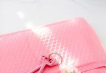 4 Reasons to Use Custom Rubber Keyrings for Brand Promotion Rubber Keyrings