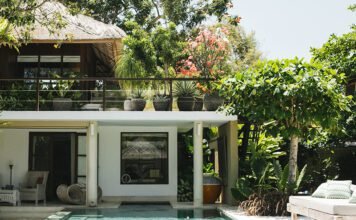 5 Reasons to Go on a Psychic Retreat This Summer