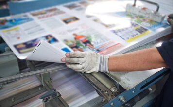 Flyer Printing 101: Everything You Need to Know to Stand Out Flyer Printing