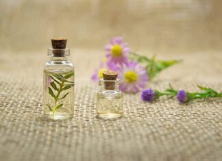 Embrace Nature: The Benefits of Using Organic Carrier Oils in Your Skincare Routine Organic Carrier Oils