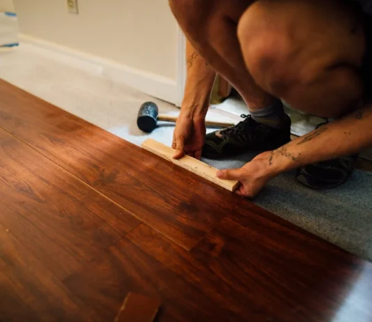 An In-Depth Look at Laminate Flooring: Cost, Benefits, and Installation Tips Laminate Flooring