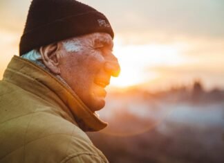 Comparing Symptoms and Progression of Alzheimer’s vs. Dementia Alzheimer’s vs. Dementia