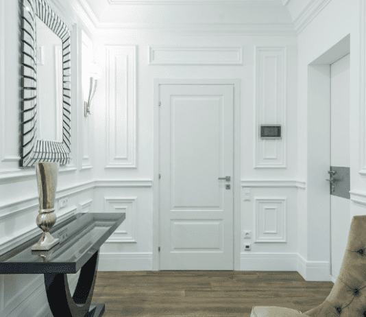 Wall Molding: An Overview of Its Types, Benefits, Installation Tips, and Stylish Trends Wall Molding