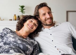 10 Daily Habits of Happily Married Couples Daily Habits of Married Couples
