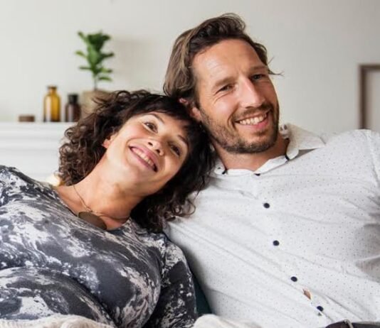 10 Daily Habits of Happily Married Couples Daily Habits of Married Couples