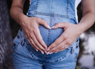 How to Craft a Comprehensive Maternity Leave Policy for Your Organisation Maternity Leave Policy