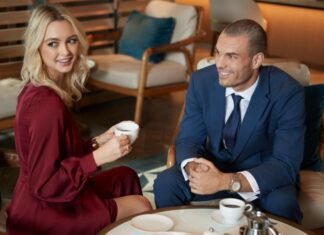 From Beach Days to Nightlife: How Miami Lifestyle Photographers Tell a Story Through Every Frame Lifestyle Photographer