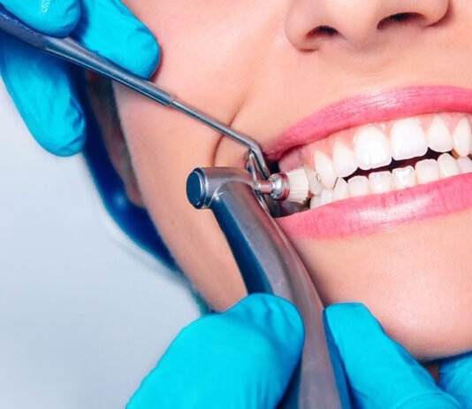How to Maintain a Bright Smile and Fresh Breath: Key Oral Care Tips Oral Care