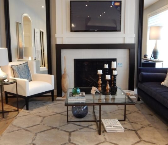 Design Your Space: Chairs and Sofas for Dubai Living Chairs and Sofas